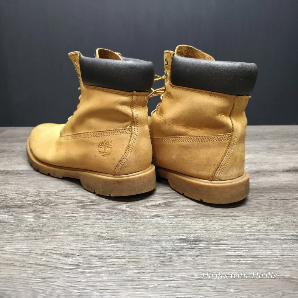 Timberland Wheat Leather Lace-Up Work Boots with Black Collar